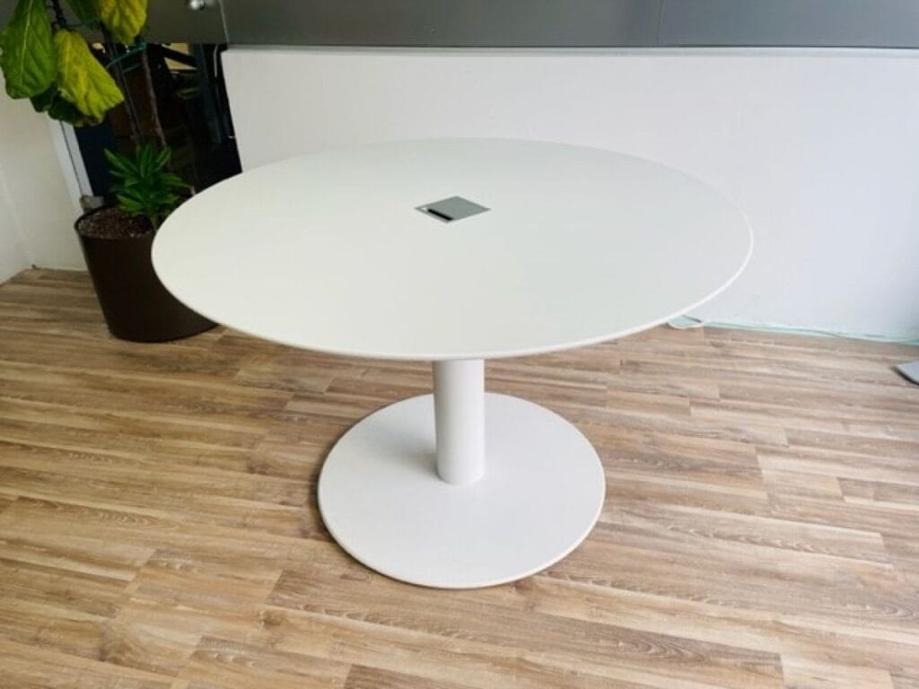Table De Réunion PINSTIL – Image 3